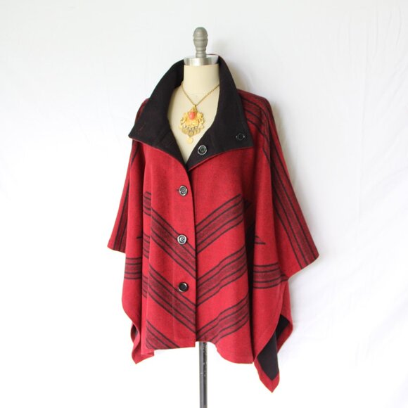 SOLD Pendleton wool jacket Aztec coat poncho Cloak Southwestern cape wrap - Picture 8 of 12